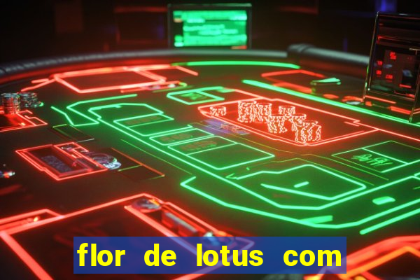 flor de lotus com lua tatuagem