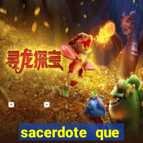 sacerdote que morreu no santo dos santos