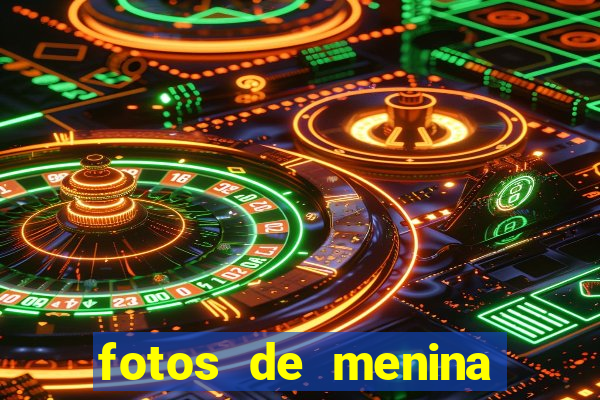 fotos de menina fake cacheada