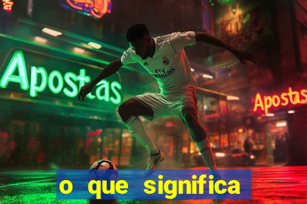 o que significa quando a luz acende sozinha