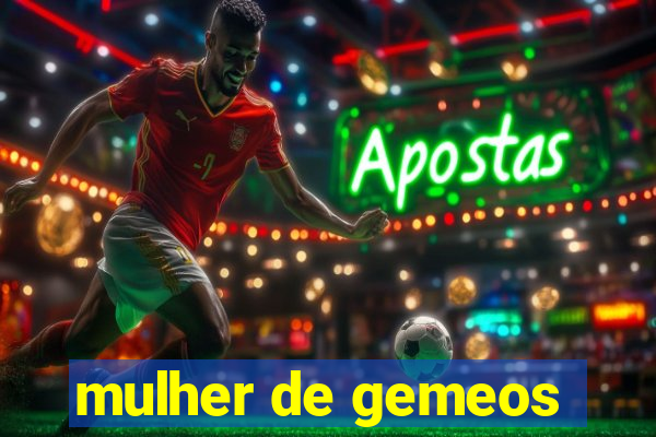mulher de gemeos